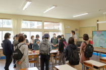 旧教室を活用した研修室にて、髙橋社長との質疑応答を行いました