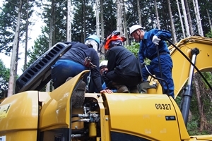 H27実践研修会　機械メンテナンス実習