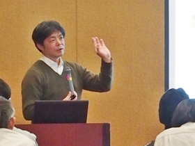 赤堀楠雄氏による講演