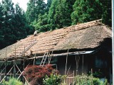 里の屋根ふき