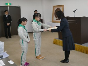 県知事賞の表彰（喜多方市立第一小学校）