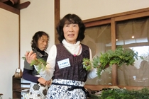 講師の氏家幹子さん