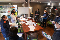 室内での就業相談の様子